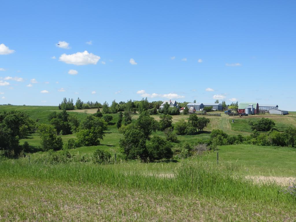 Orchard View Bed And Breakfast Moose Jaw Exterior photo