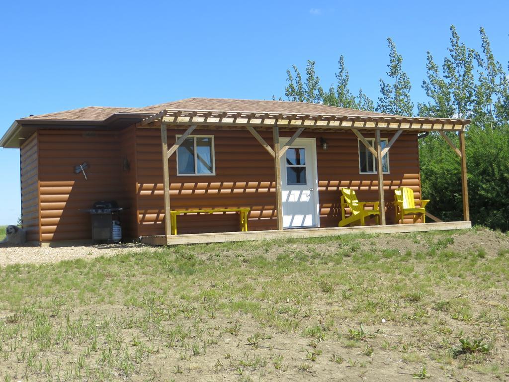 Orchard View Bed And Breakfast Moose Jaw Exterior photo