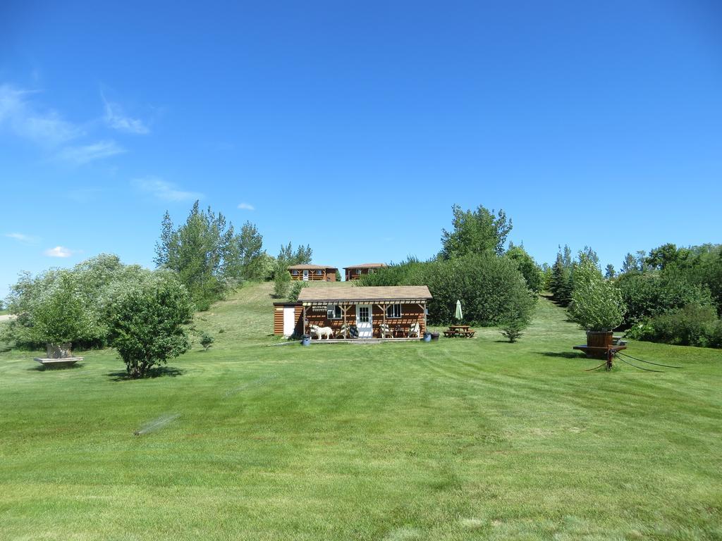 Orchard View Bed And Breakfast Moose Jaw Exterior photo